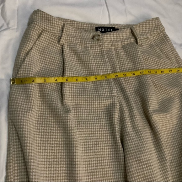 Checkered Wide-Leg Pants - Picture 10 of 13